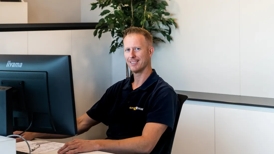 Robert Kamerling - Auto Koese Receptionist